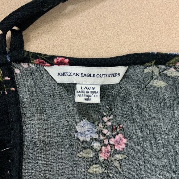 American Eagle ladies shorts romper - Picture 6 of 8